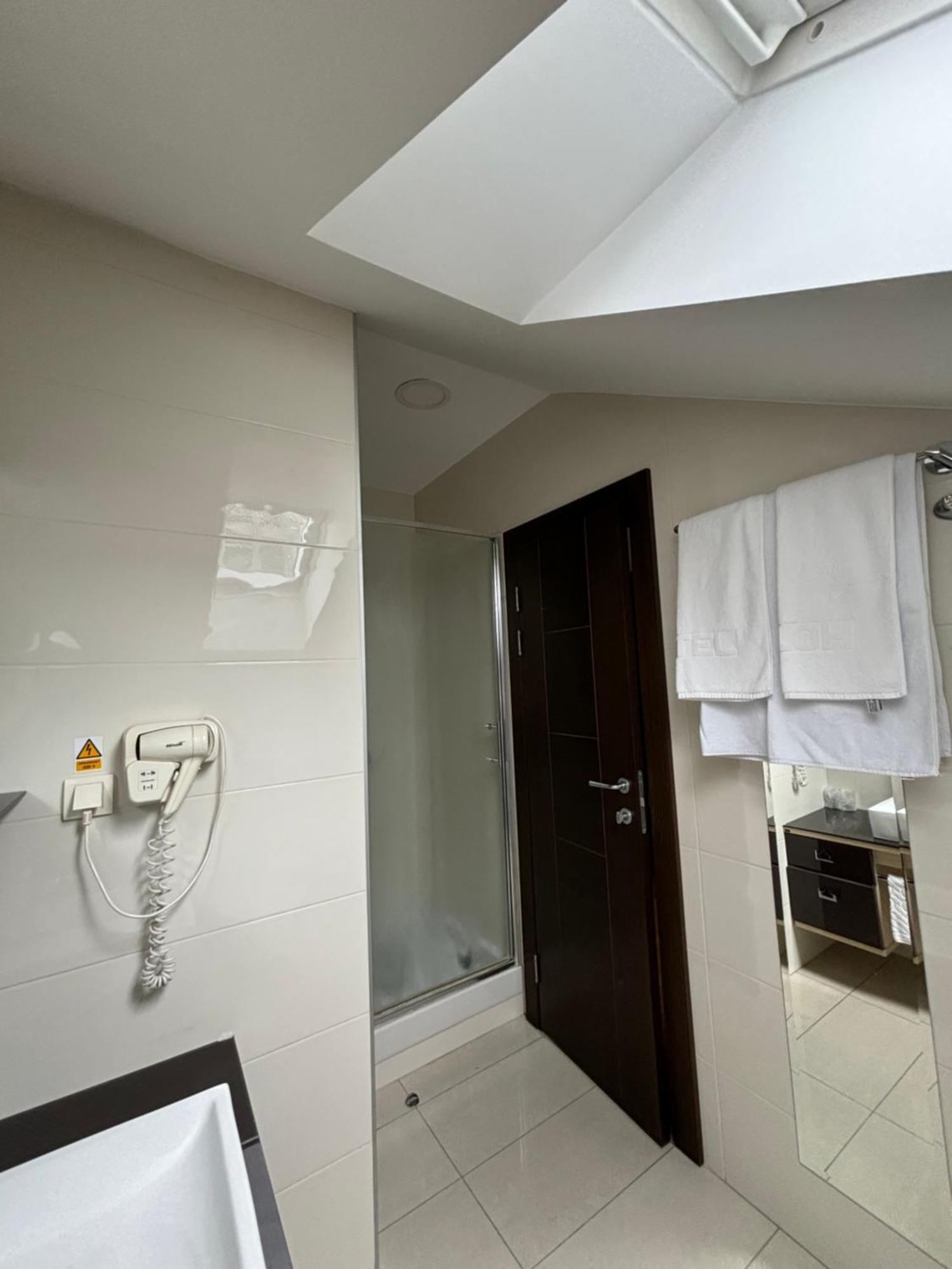 Atrium Bed & Breakfast Sremska Mitrovica Luaran gambar